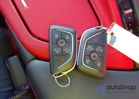 2021 Chevrolet Corvette Stingray Rwd 2Lt z USA, uszkodzony, nr VIN 1G1YB2D48M5116165